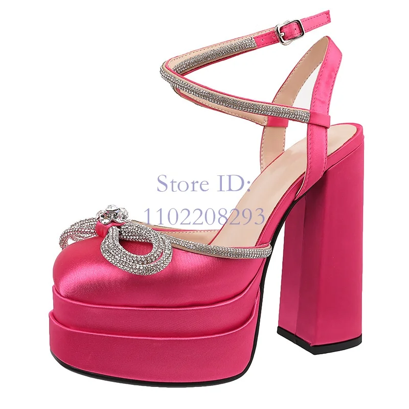 Kristallen vlinderknoop sandal - Women'S Fashion Show recensie en prijs