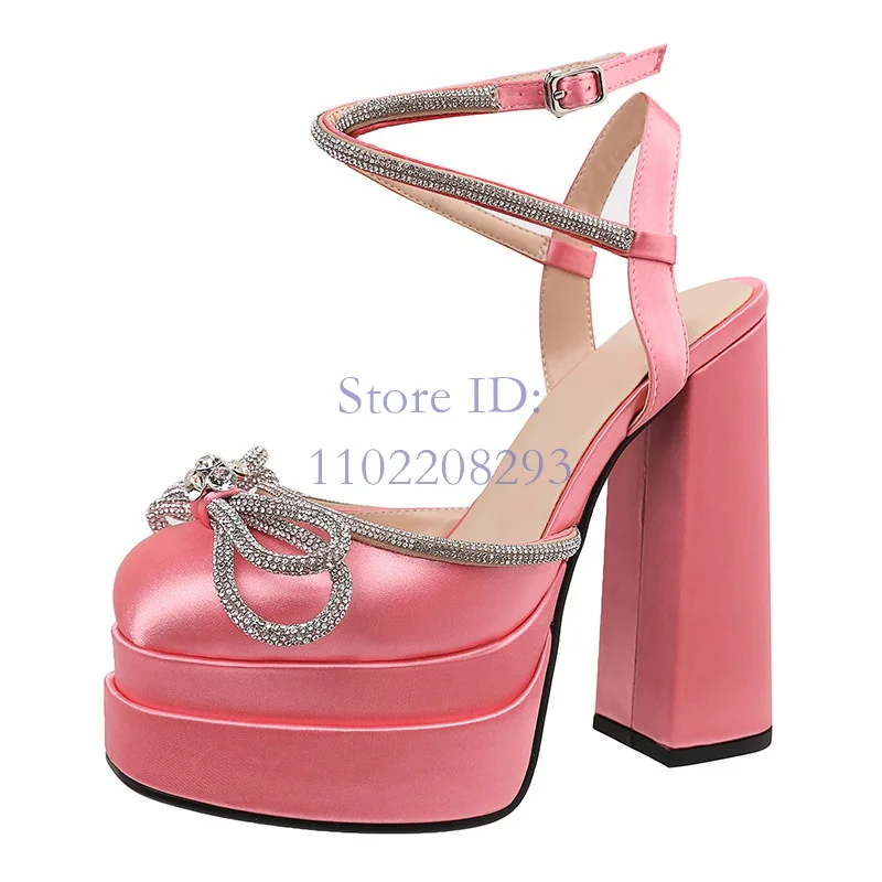 Kristallen vlinderknoop sandal - Women'S Fashion Show recensie en prijs