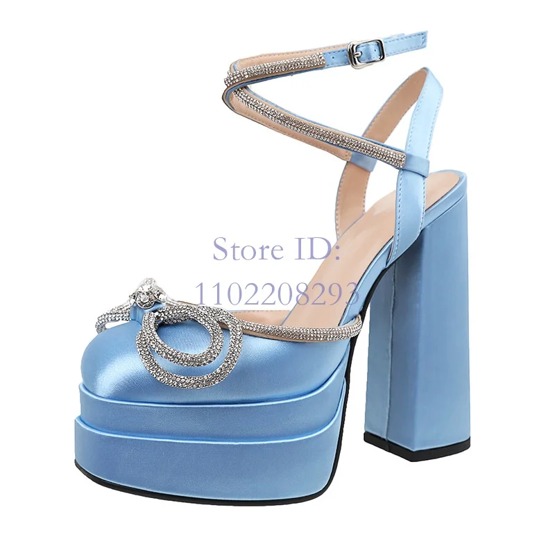 Kristallen vlinderknoop sandal - Women'S Fashion Show recensie en prijs