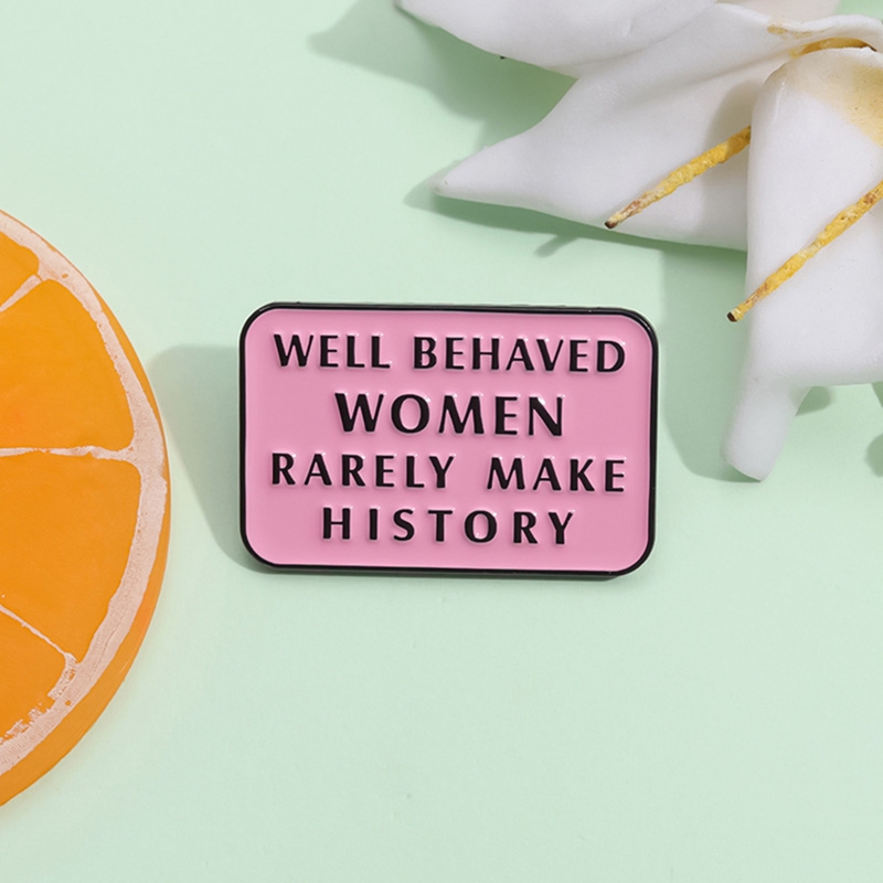 Goed gedragen vrouwen zeldzaam - Women Fashion History recensie en prijs
